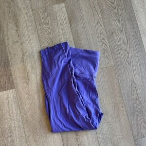 Vibrant Purple LuluLemon leggings